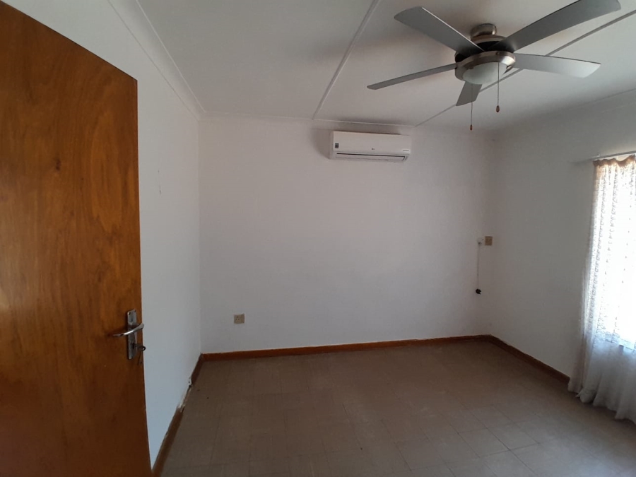 4 Bedroom Property for Sale in Kathu Northern Cape